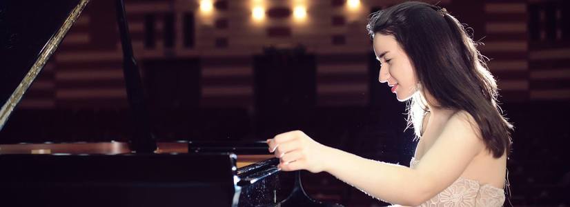 Konzert der Pianistin Adela Liculescu – „LSRS Charity Event“